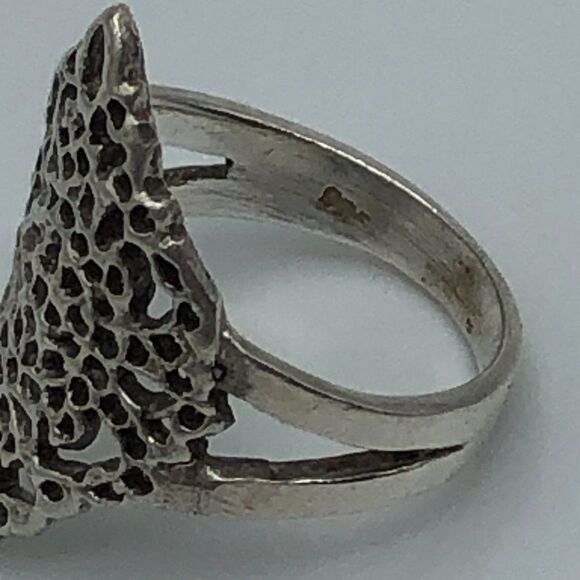 Vintage Sterling Silver Filigree Shield Ring Size 6 - Picture 3 of 3